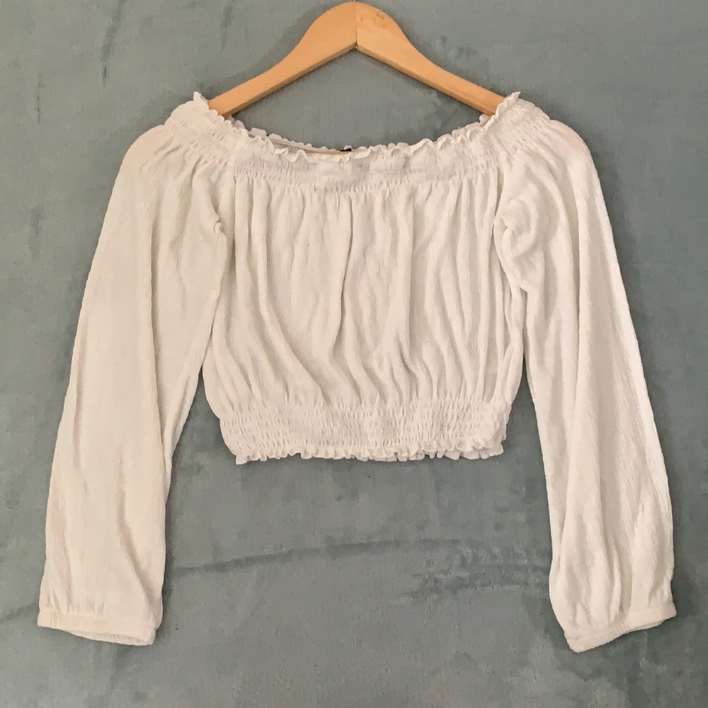 Chic White Flowy off the shoulder top